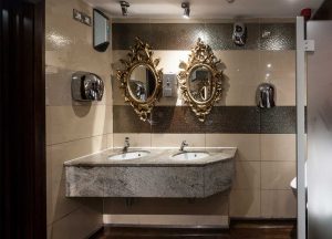 DV Architects project - Lloyds No 1 bar, Nottingham